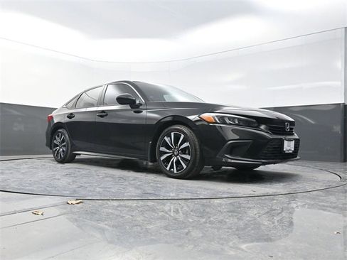 Used 2022 Honda Civic EX image 17