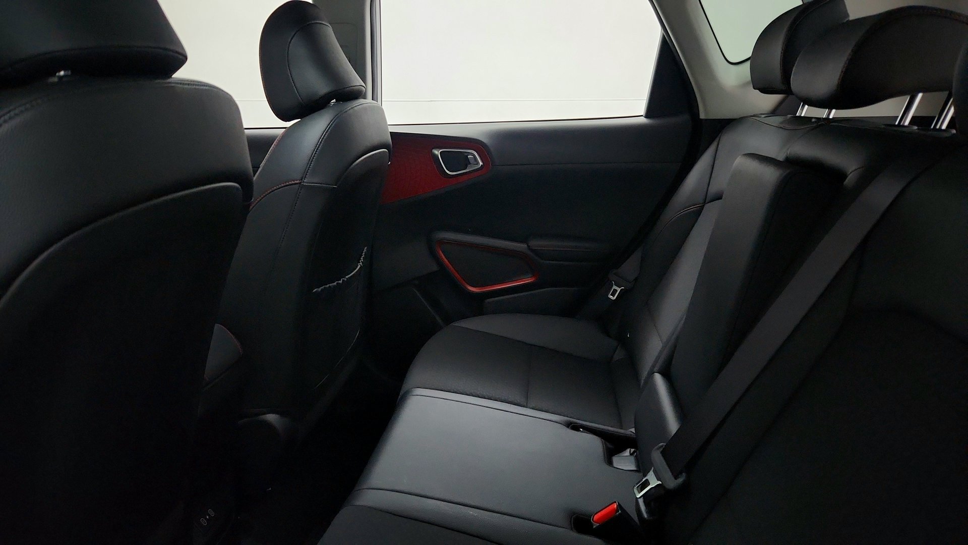 Used 2023 Kia Soul GT-Line FWD image 24