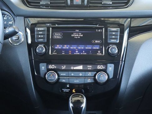 Used 2022 Nissan Rogue Sport SL w/ Premium Package AWD/4WD image 29