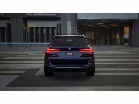 Used 2026 BMW X5 xDrive50e w/ Executive Package image 5