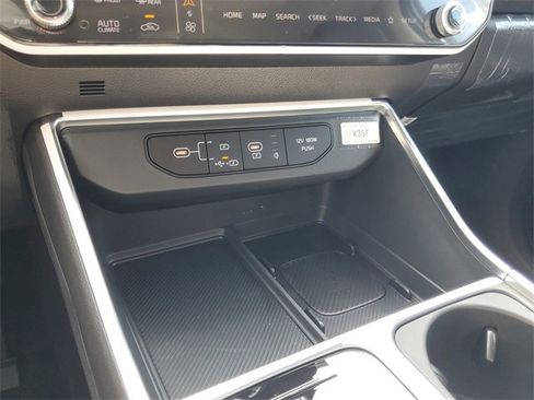 New 2026 Kia Carnival SX Prestige image 25