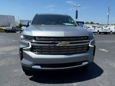 Used 2024 Chevrolet Tahoe Premier RWD image 3