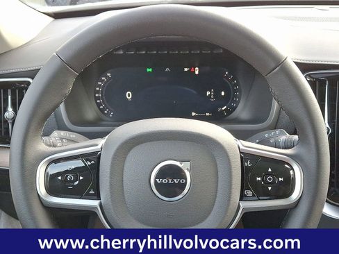 New 2026 Volvo XC90 B6 Plus w/ Protection Package Premier image 10