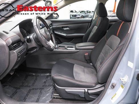 Used 2024 Nissan Sentra SR FWD image 14