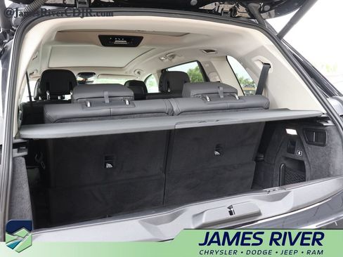 Used 2025 BMW X7 xDrive40i AWD/4WD image 16