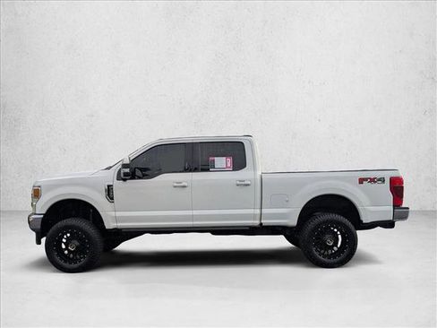 Used 2022 Ford F350 Lariat w/ Lariat Value Package AWD/4WD image 9