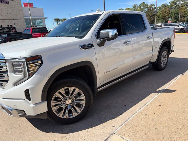 Used 2022 GMC Sierra 1500 Denali AWD/4WD image 2