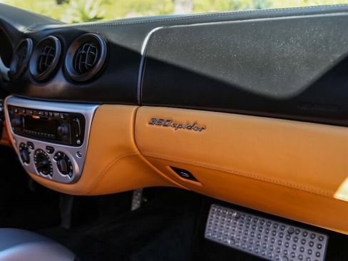 Used 2001 Ferrari 360 Spider image 29