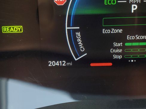 Used 2025 Toyota Camry SE image 23