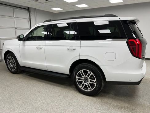 Used 2025 Ford Expedition Active AWD/4WD image 66