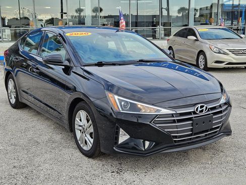 Used 2020 Hyundai Elantra SEL FWD image 4