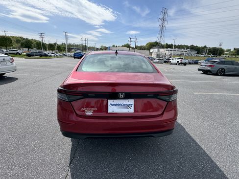 New 2026 Honda Accord SE image 9