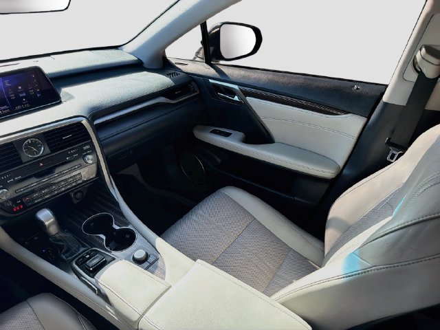 Used 2018 Lexus RX 350 AWD w/ Luxury Package image 19