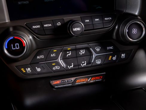 Used 2019 Chevrolet Corvette Z06 RWD image 29
