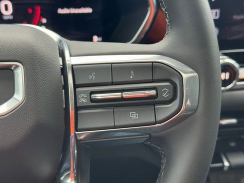 New 2026 GMC Canyon Elevation w/ Convenience Package image 29