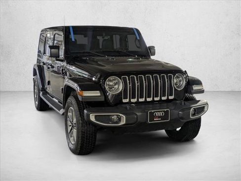 Used 2020 Jeep Wrangler Unlimited Sahara image 3
