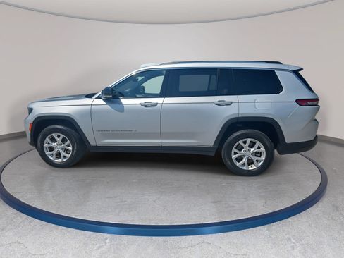 Used 2023 Jeep Grand Cherokee L Limited w/ Luxury Tech Group II AWD/4WD image 8
