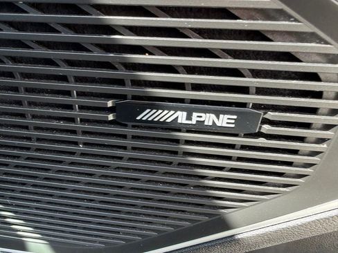 Used 2024 Jeep Wagoneer L 4WD image 28