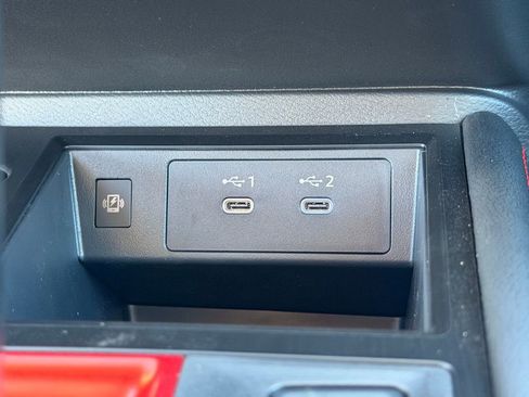 New 2026 Nissan Kicks SR image 28