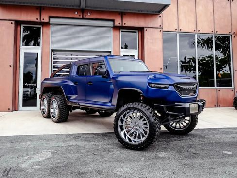 Used 2021 Jeep Gladiator Sport AWD/4WD image 1