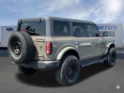 Used 2025 Ford Bronco Outer Banks AWD/4WD image 4