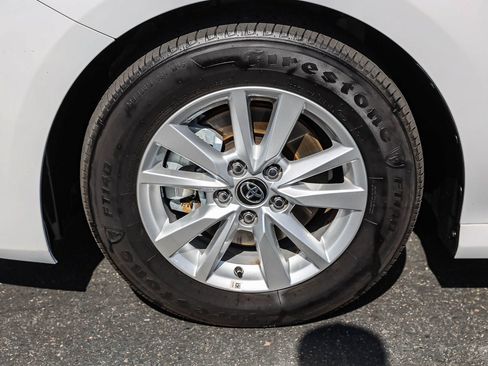 Certified 2025 Toyota Camry LE image 9