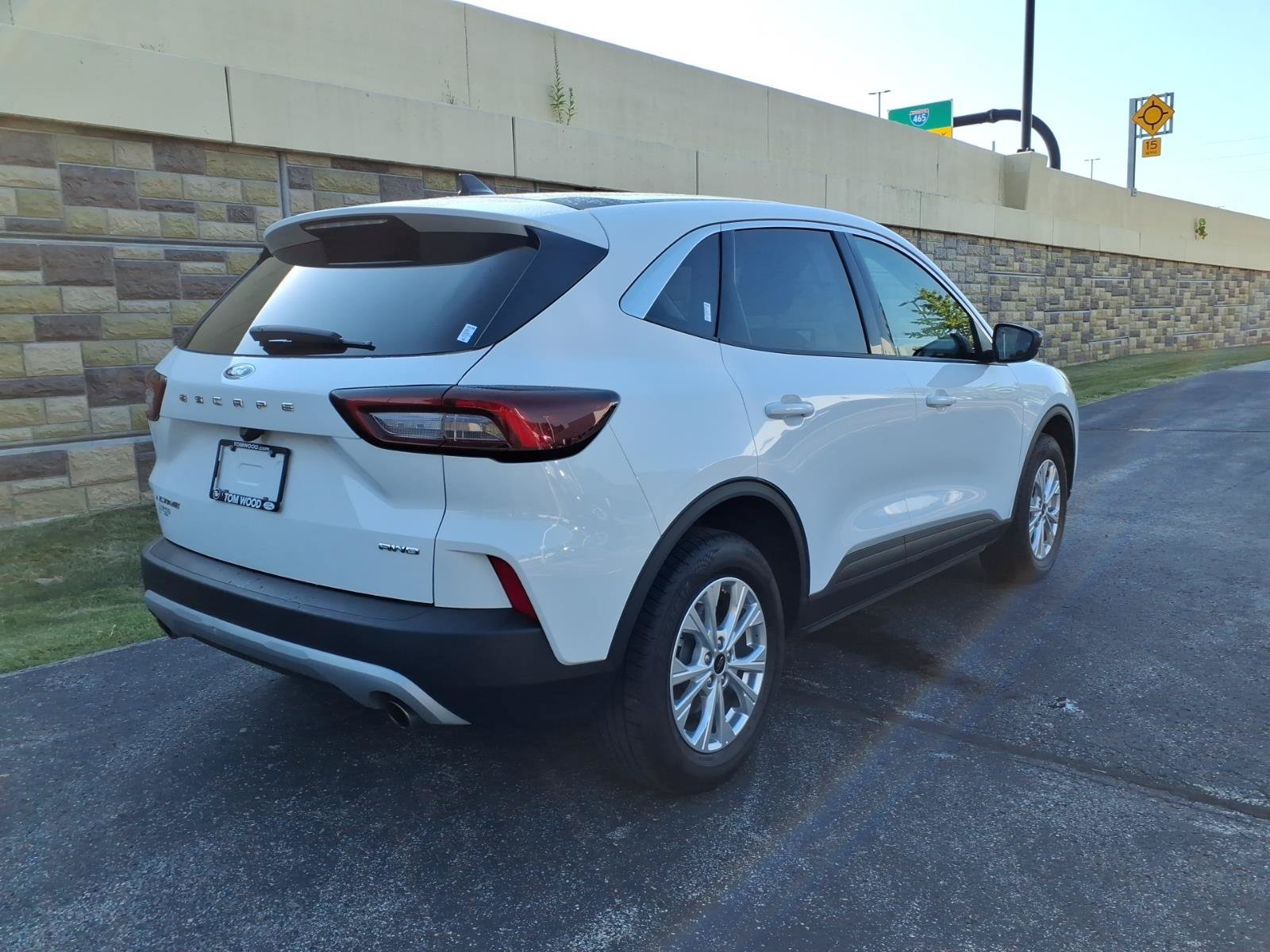 Used 2024 Ford Escape Active AWD/4WD image 11