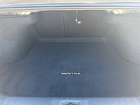 Used 2022 Nissan Sentra SV FWD image 20