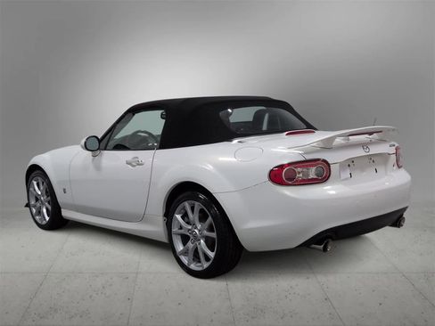 Used 2013 MAZDA MX-5 Miata Grand Touring w/ Premium Pkg image 10