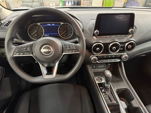 Used 2024 Nissan Sentra SV FWD image 18