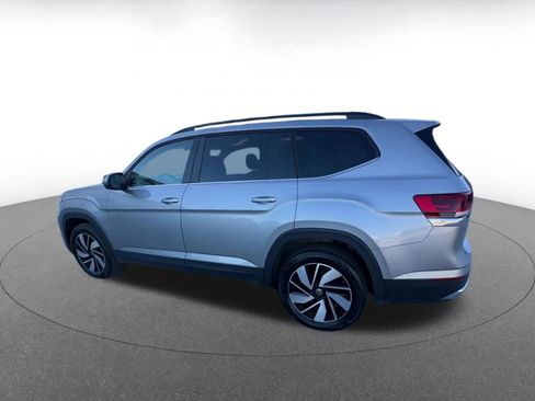 Used 2025 Volkswagen Atlas SE image 10