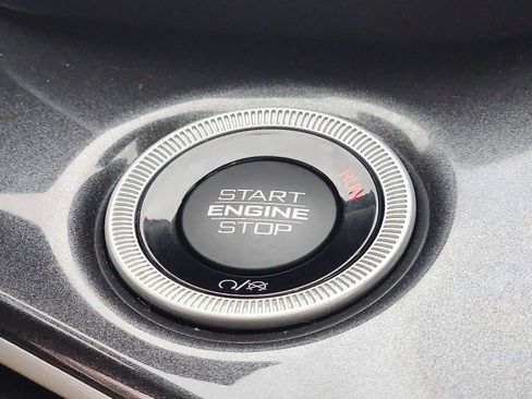 Used 2023 Jeep Grand Cherokee Altitude image 23