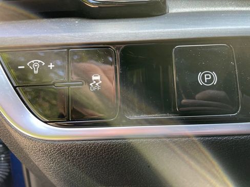 Certified 2025 Kia Sportage X-Line AWD/4WD image 10