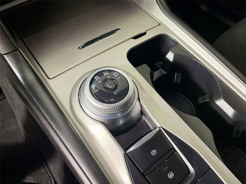 Used 2023 Ford Explorer XLT image 17