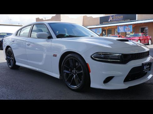 Used 2019 Dodge Charger Scat Pack RWD image 1
