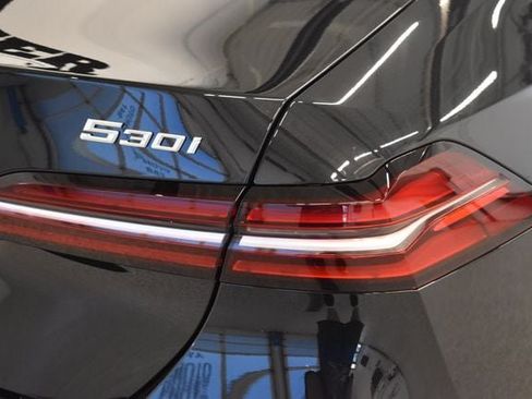 New 2027 BMW 530i xDrive w/ Premium Package AWD/4WD image 12