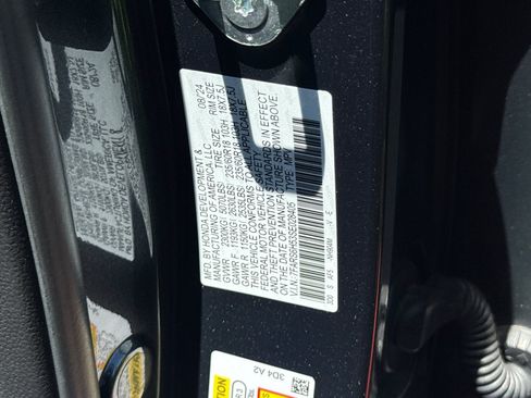 Certified 2025 Honda CR-V Sport image 28