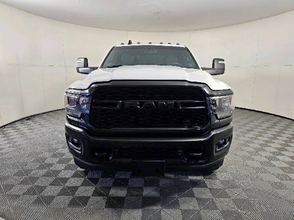 Used 2024 RAM 2500 Tradesman w/ Snow Chief Group AWD/4WD image 4