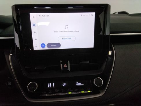 Used 2024 Toyota Corolla SE image 19