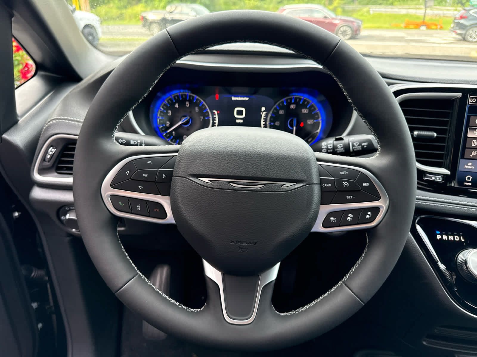 New 2027 Chrysler Pacifica Select AWD/4WD image 20
