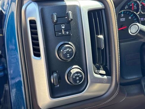 Used 2018 GMC Sierra 1500 SLT AWD/4WD image 28