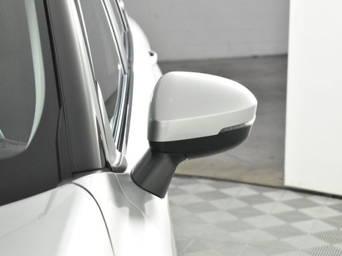 Used 2024 Mitsubishi Outlander ES image 13