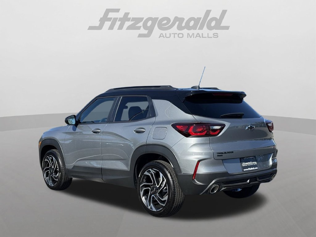Used 2025 Chevrolet TrailBlazer RS AWD/4WD image 8