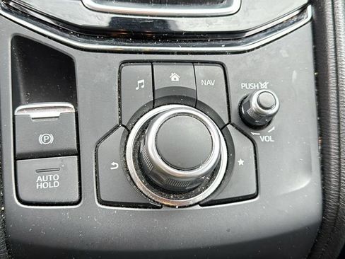 Used 2018 MAZDA CX-5 Touring image 32