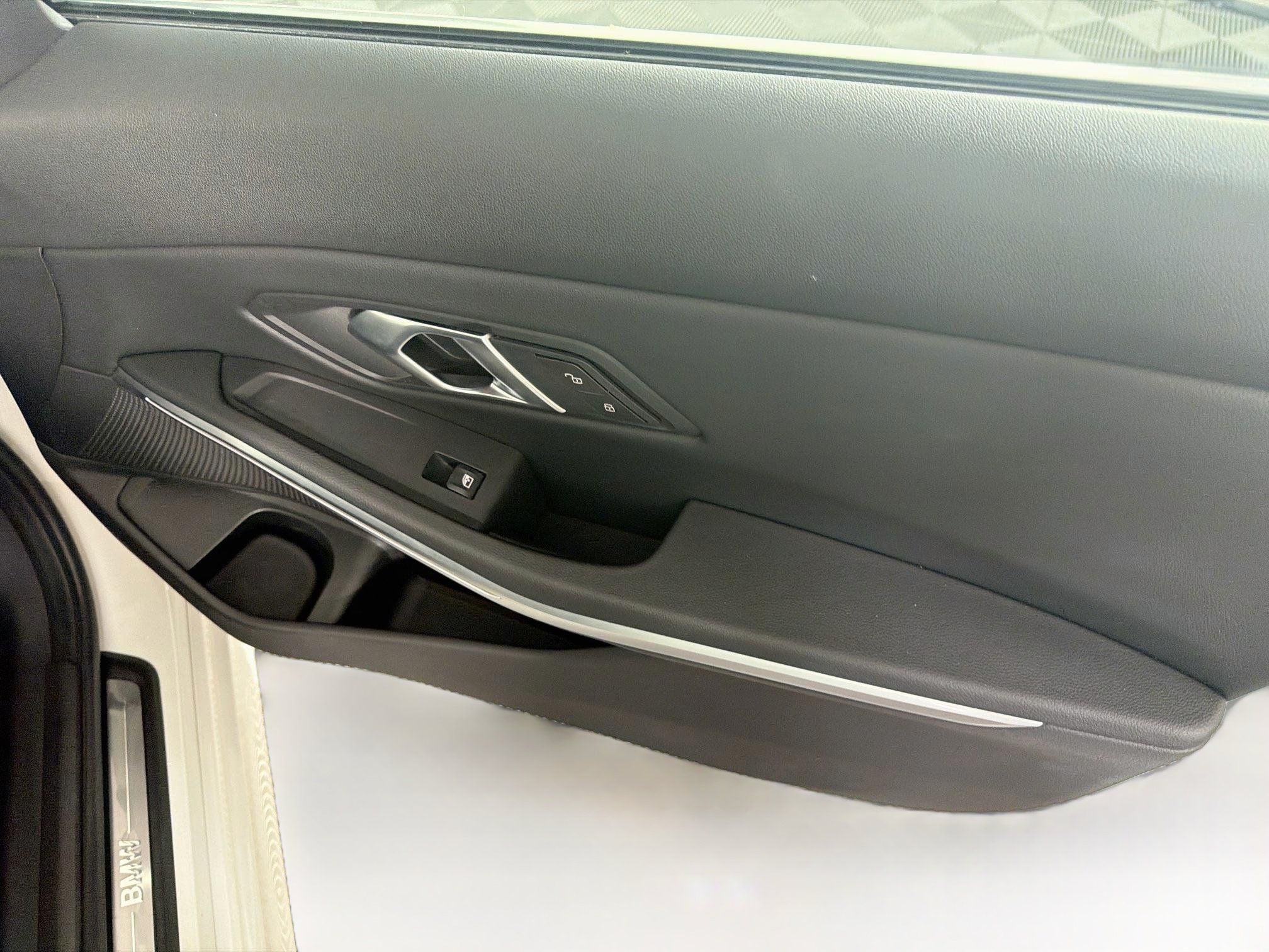 Used 2026 BMW 330i Sedan RWD image 33