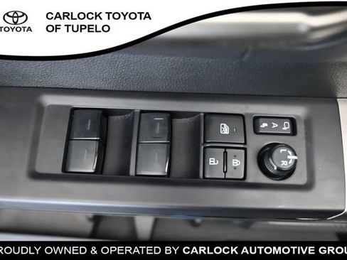 Used 2024 Toyota Tundra Limited AWD/4WD image 33