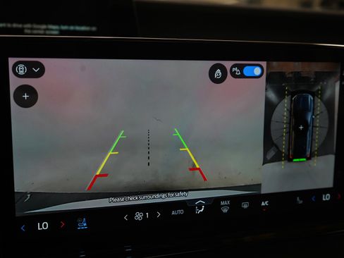 Used 2025 Ford Expedition Max Platinum AWD/4WD image 34