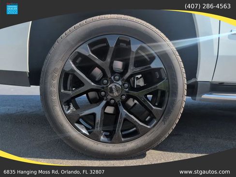 Used 2017 GMC Yukon XL Denali w/ Open Road Package AWD/4WD image 37