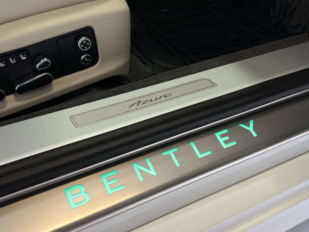 Used 2026 Bentley Continental GT Azure AWD/4WD image 25