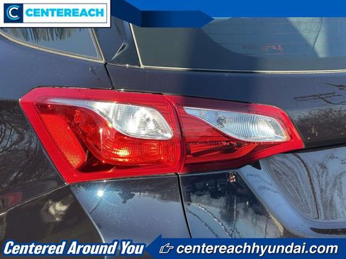 Used 2020 Chevrolet Equinox LS AWD/4WD image 9